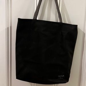 Elizabeth Arden simple black tote